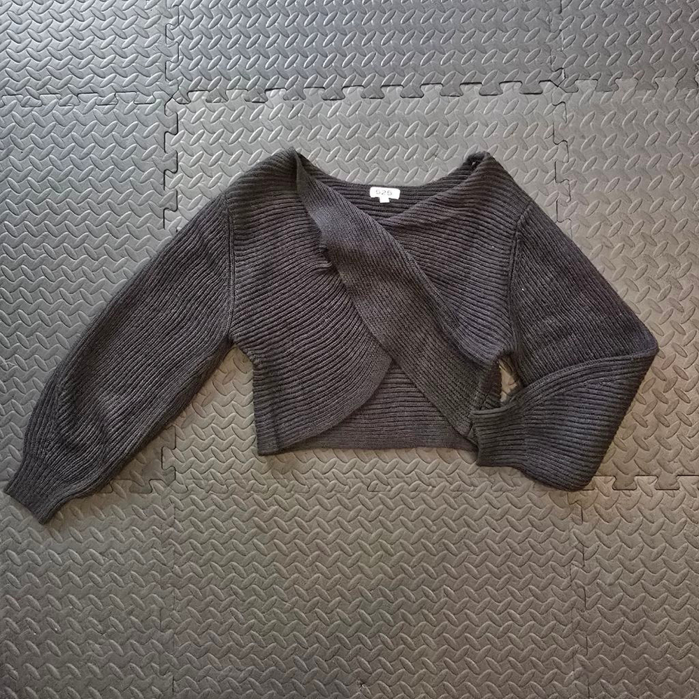 Women's 525 Charcoal Ribbed Knit Cropped Wrap Sweater Size S